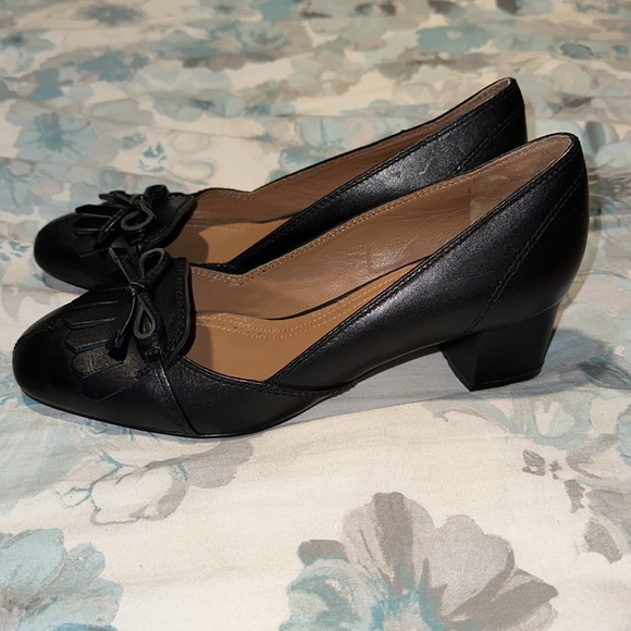 Brooks Brothers Black Leather Kiltie Bloch Heel Pumps 7.5 EUC - Picture 5 of 16
